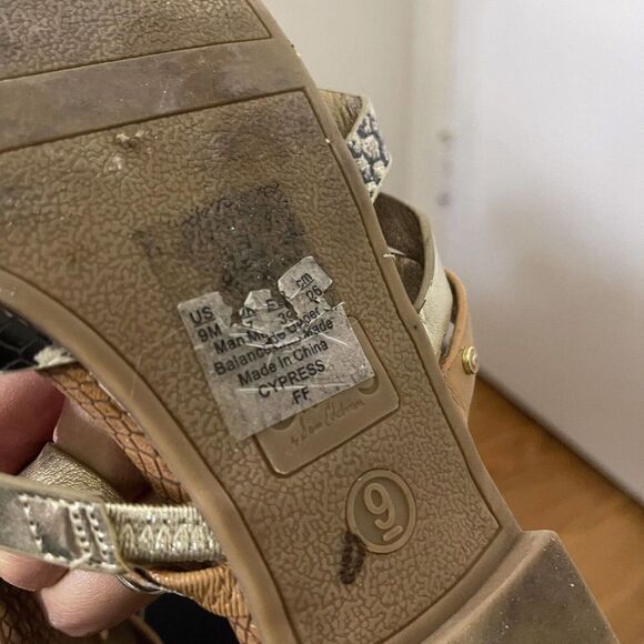 Sam Edelman Cypress Gold metallic brown strappy sandal slides size US 9 - Picture 4 of 5